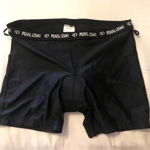 Pearl Izumi Women’s Cycling shorts mesh liner. Turn any short into cycle shorts